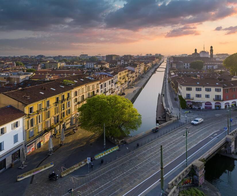 Navigli - Downtown - Duomo Spacious Two Bedroom Apartment - Close To Metro - Ac - Wi-Fi Milán Exterior foto