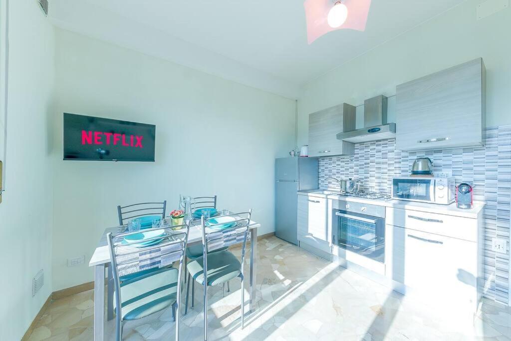 Navigli - Downtown - Duomo Spacious Two Bedroom Apartment - Close To Metro - Ac - Wi-Fi Milán Exterior foto